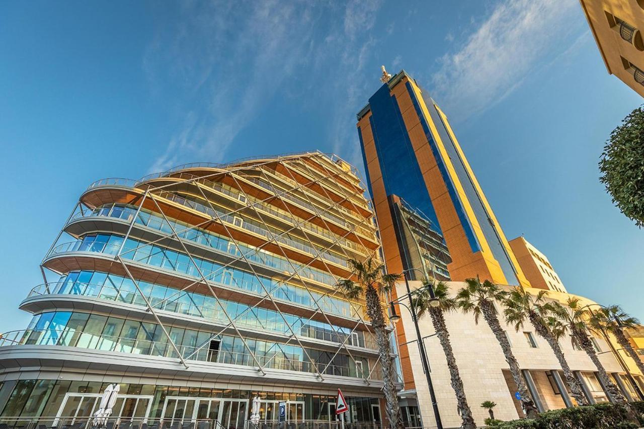 Splendid 2Br Apartment, Steps To St Georges Bay St. Julian's Exterior foto